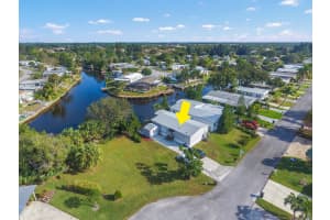 121 SE Paradise Pl, Stuart, FL 34997, Sold 05/03/17