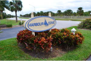 2420 Harbour Cove Dr, Fort Pierce, FL 34949, Sold 02/10/17