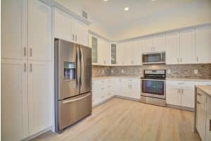 9377 Olmstead Dr, Lake Worth, FL 33467, Sold 03/17/17