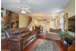 1041 Pinewood Lake Ct, Greenacres, FL 33415, Sold 02/15/17