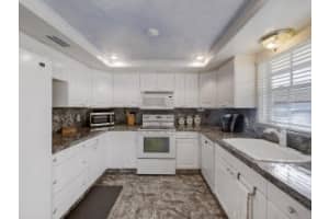 100 Waterway Rd APT E103, Jupiter, FL 33469, Sold 12/30/16