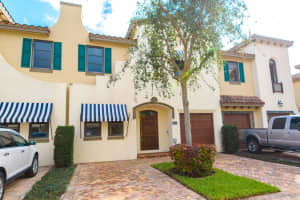 415 Via Villagio, Hypoluxo, FL 33462, Sold 08/28/17
