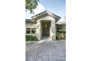 18274 SE Ridgeview Dr, Tequesta, FL 33469, Sold 06/16/17