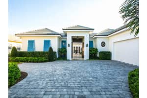 350 Lakeview Way, Vero Beach, FL 32963, Sold 04/17/17