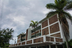 15 SE 13th St APT A3, Boca Raton, FL 33432, Sold 02/17/17