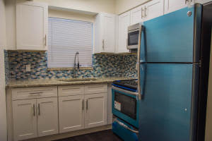 15 SE 13th St APT A3, Boca Raton, FL 33432, Sold 02/17/17