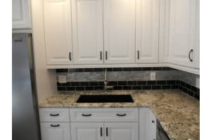 6928 Kingston Dr, Lake Worth, FL 33462, Sold 08/18/17