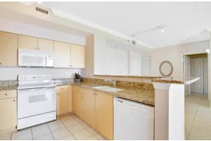 616 Clearwater Park Rd, West Palm Beach, FL 33401, Sold 02/23/17