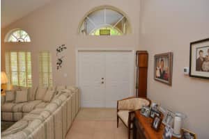 823 SE Westminster Pl, Stuart, FL 34997, Sold 09/25/17