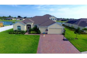 4400 10th St SW, Vero Beach, FL 32968, Sold 06/21/17