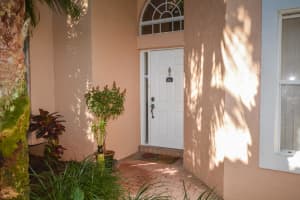 5242 Windsor Parke Dr, Boca Raton, FL 33496, Sold 05/30/17