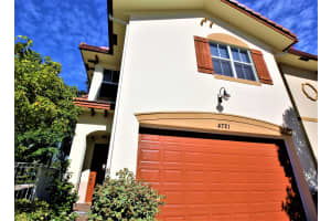 4721 N Prive Cir, Delray Beach, FL 33445, Sold 03/28/17