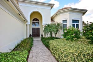 10540 SE Scrub Jay Ln, Hobe Sound, FL 33455, Sold 05/03/17