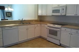 1134 Pinewood Lake Ct, Greenacres, FL 33415, Sold 02/07/17