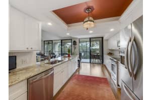 1000 US-1, Jupiter, FL 33477, Sold 04/07/17