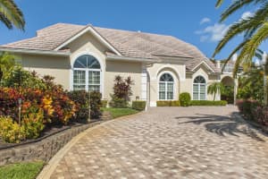 MLS# R10295544, Vero Beach, Florida 32963