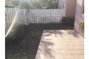 527 NW 130th Ave, Pembroke Pines, FL 33028, Sold 04/28/17