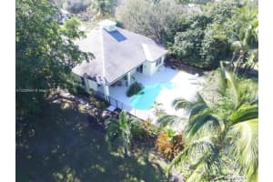 735 SE Misty Meadows Way, Stuart, FL 34997, Sold 05/17/17