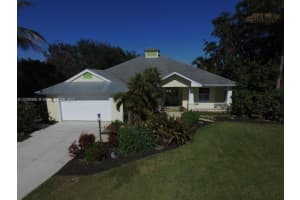 735 SE Misty Meadows Way, Stuart, FL 34997, Sold 05/17/17