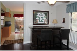 401 Sandtree Dr, Palm Beach Gardens, FL 33403, Sold 02/21/17