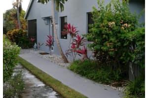 3895 Island Club Cir W, Lake Worth, FL 33462, Sold 02/17/17