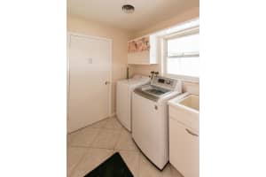 755 18th Ct, Vero Beach, FL 32962, Sold 02/23/17