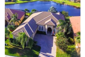 866 SW Piedmont Ct, Port St. Lucie, FL 34986, Sold 04/17/17