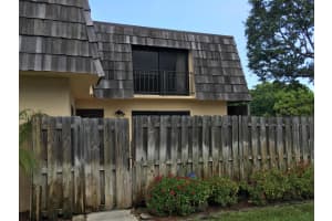 2333 Waterside Dr, Lake Worth, FL 33461, Sold 02/28/17