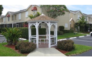 319 Waterside Dr Bldg # 16, Hypoluxo, FL 33462, Sold 04/28/17