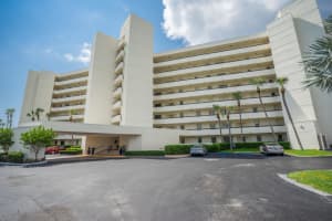 19800 Sandpointe Bay Dr, Tequesta, FL 33469, Sold 05/01/17