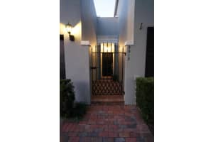 5913 Catesby St, Boca Raton, FL 33433, Sold 02/03/17