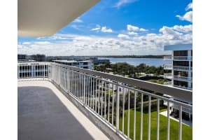 2580 S Ocean Blvd, Palm Beach, FL 33480, Sold 04/28/17