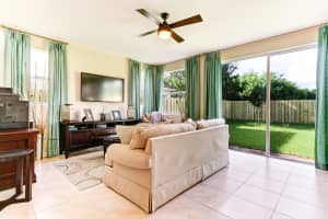 156 SE 21st Terrace, Homestead, FL 33033, Sold 05/19/17