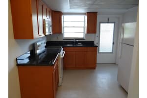 410 NE 17th Ave, Boynton Beach, FL 33435, Sold 04/28/17