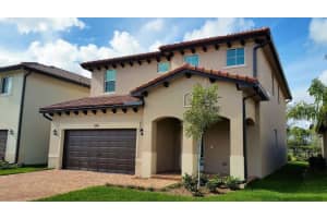 6885 Langdon Wy, Lake Worth, FL 33463, Sold 04/26/17