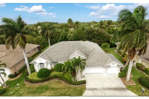 8415 SE Governors Way, Hobe Sound, FL 33455, Sold 02/24/17