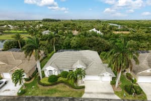 8415 SE Governors Way, Hobe Sound, FL 33455, Sold 02/24/17