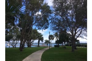 825 Center St #4c, Jupiter, FL 33458, Sold 02/03/17