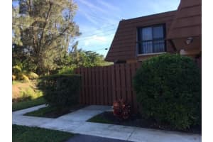 825 Center St #4c, Jupiter, FL 33458, Sold 02/03/17