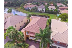 9226 Nugent Trail, Royal Palm Beach, FL 33411, Sold 04/24/17