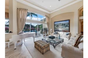 111 St Martin Dr, Palm Beach Gardens, FL 33418, Sold 05/31/17