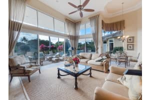 111 St Martin Dr, Palm Beach Gardens, FL 33418, Sold 05/31/17