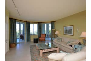 MLS# R10298741, Vero Beach, Florida 32963