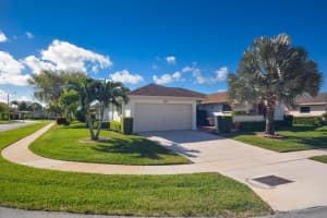 10692 Greentrail Dr S, Boynton Beach, FL 33436, Sold 08/30/17