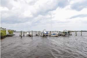 3915 S Flagler Dr, West Palm Beach, FL 33405, Sold 02/13/17