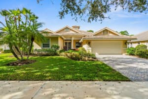 5909 SE Forest Glade Trail, Hobe Sound, FL 33455, Sold 02/16/17