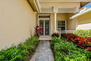 5909 SE Forest Glade Trail, Hobe Sound, FL 33455, Sold 02/16/17