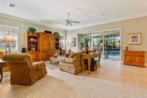 5909 SE Forest Glade Trail, Hobe Sound, FL 33455, Sold 02/16/17