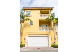 365 NE 69th Cir, Boca Raton, FL 33487, Sold 12/04/17