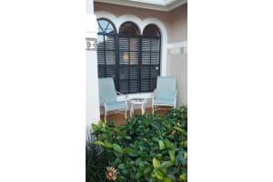 39 Harbour Dr S, Ocean Ridge, FL 33435, Sold 05/22/17